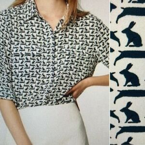 Loft Rabbit Print Button Down Blouse Green Bunnies Size Small Roll tab sleeves